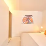 Contemporary Cosy In - Rm8