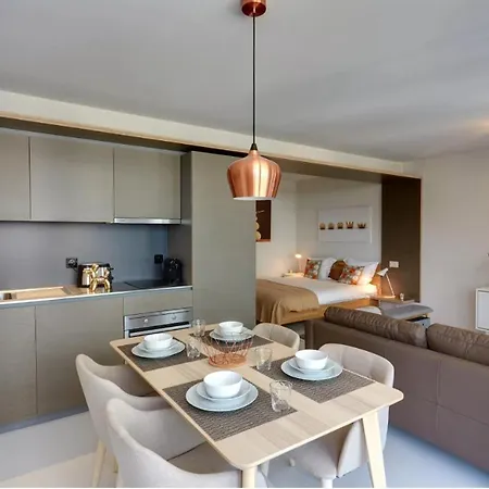 Apartment Contemporary Cosy In - Rm8