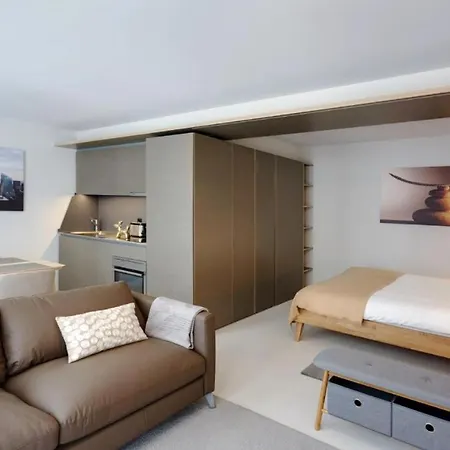 Apartment Contemporary Cosy In - Rm8