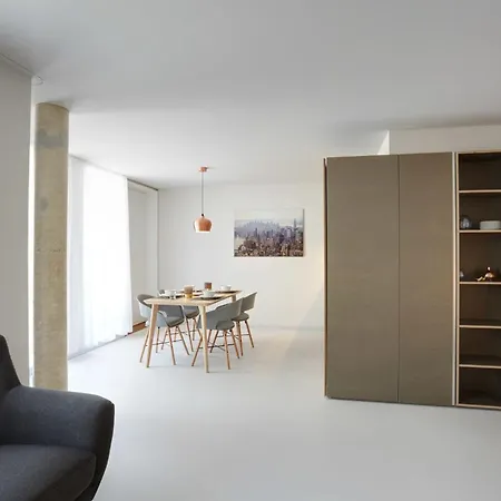 Apartment Contemporary Cosy In - Rm8