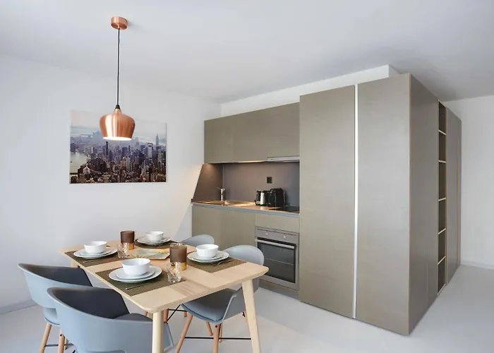 Contemporary Cosy In - Rm8 Apartamento